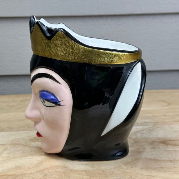Snow White Grimhilde Ingrid Disney Bioworld Evil Queen Mug Cup Sculpted Ceramic - Picture 10 of 14